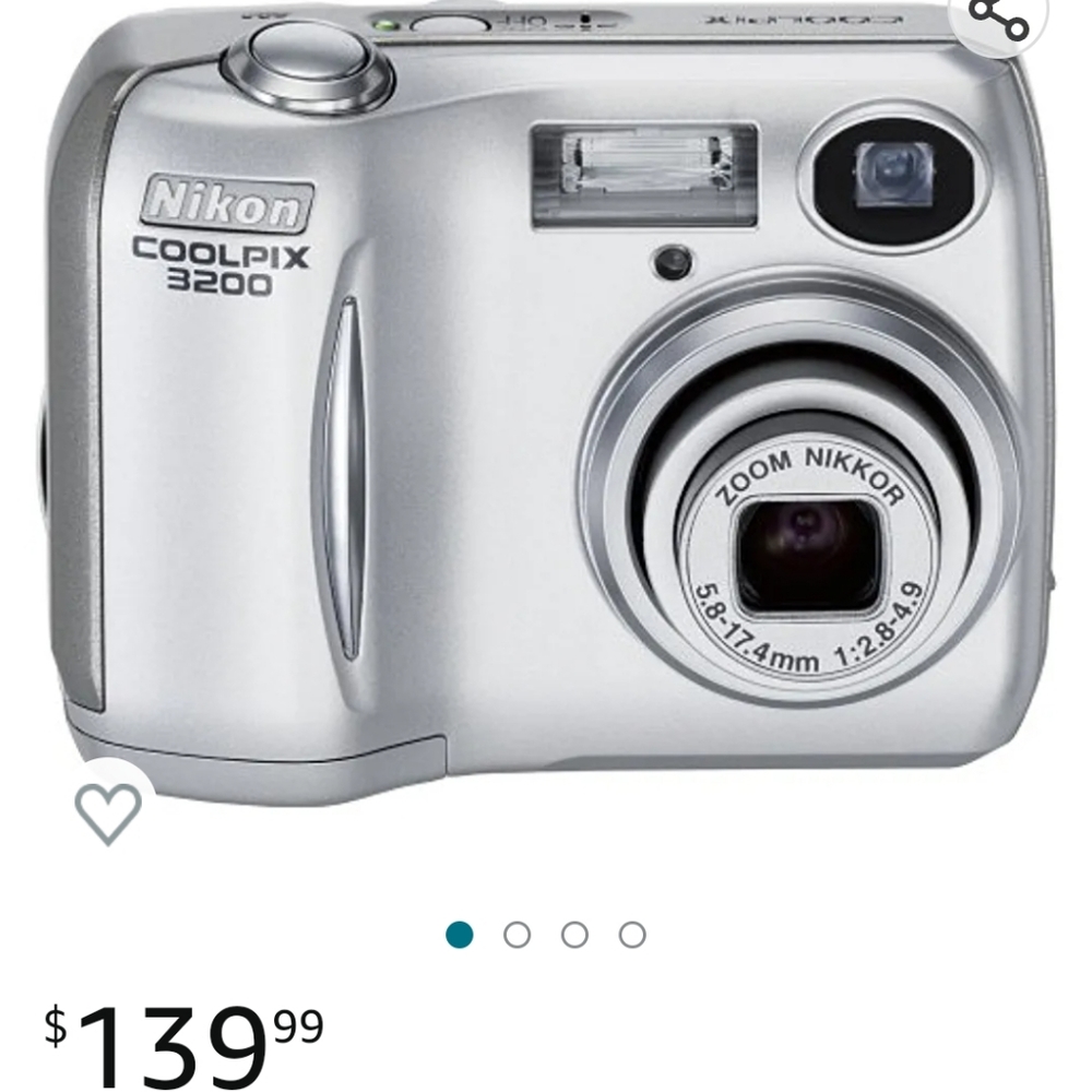 Camera Nikon Coolpix 3200 w/case